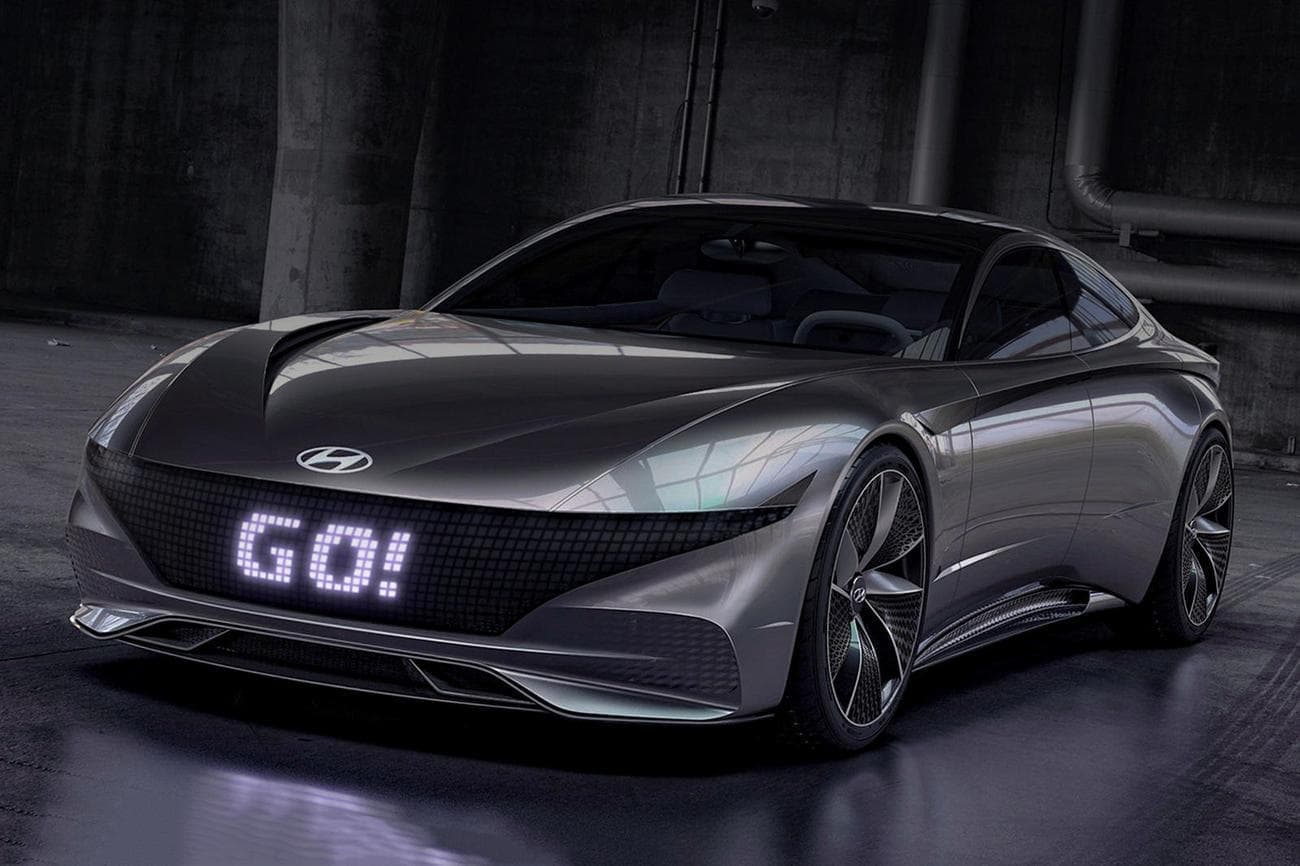 Hyundai Flip-dot sign