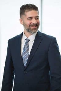 SEGR Aris Paraskevopoulos 2 200x300 - Συνέντευξη του επικεφαλής του τμήματος Κινητής Τηλεφωνίας της Samsung Electronics Hellas, Άρη Παρασκευόπουλου