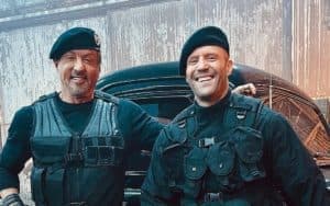 Stallone Statham 3 e1633915639519 300x188 - Stallone και Statham ξανά μαζί στα γυρίσματα του νέου "The Expendables" Stallone Statham 3 e1633915639519 300x188 - Stallone και Statham ξανά μαζί στα γυρίσματα του νέου "The Expendables"