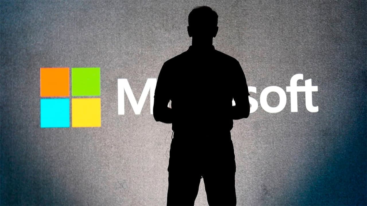 noticias2020  5637689 - Για δωροδοκίες εκατομμυρίων κατηγορείται η Microsoft από πρώην manager