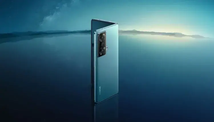 Honor Magic Vs: Το περιζήτητο foldable κινητό έρχεται στην Ευρώπη και μάθαμε την τιμή