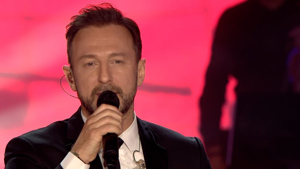 PITSA2 1024x576 - Σπίτι με το Mega: Μια λαμπερή βραδιά με την Πίτσα Παπαδοπούλου - Digitaltvinfo.gr