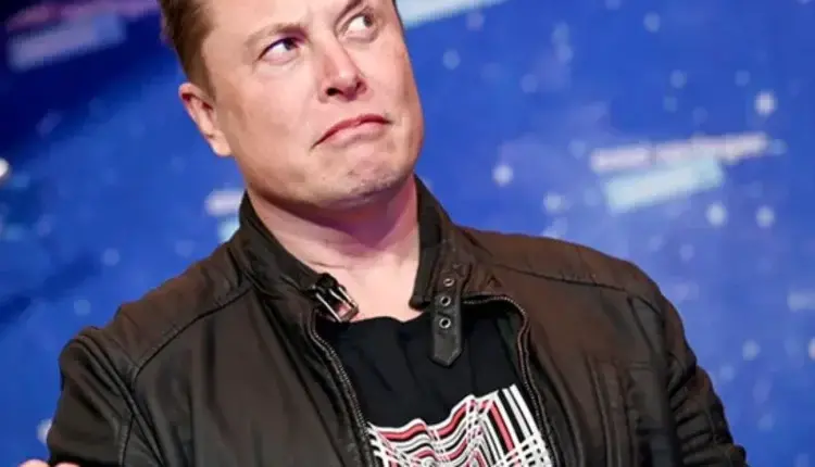 Υπάλληλος του Τwitter ρώτησε τον Έλον Μασκ αν έχει απολυθεί μέσω της πλατφόρμας – «Τι δουλειά κάνετε;»