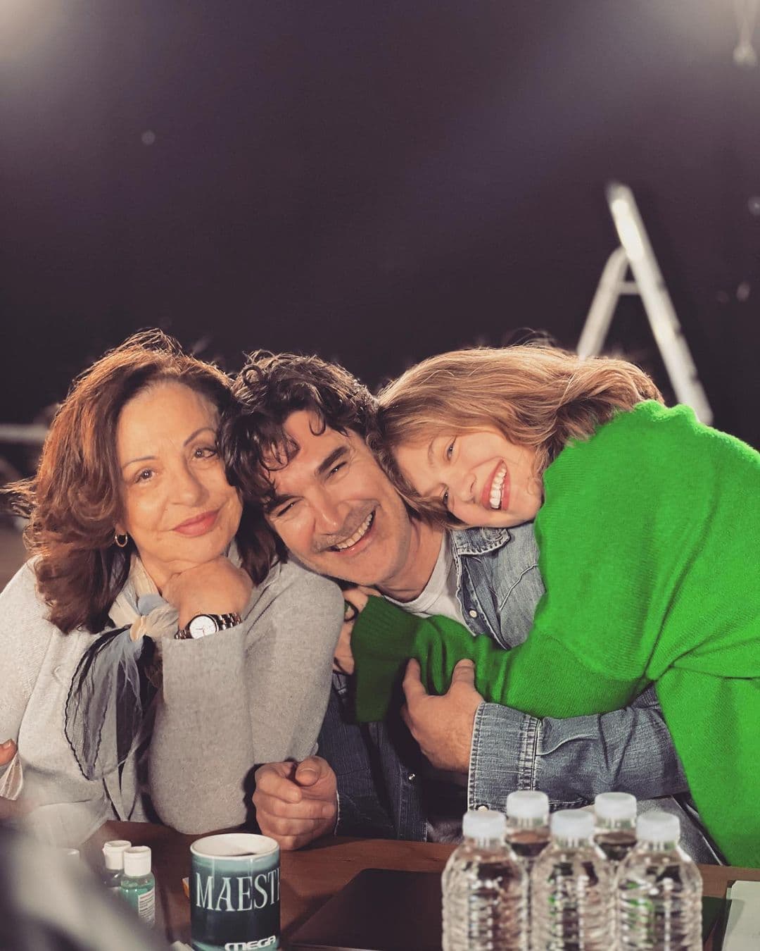 iDv2cNO - Maestro 2η Σεζόν: Σύσσωμο το cast διάβασε το σενάριο και φωτογραφήθηκε