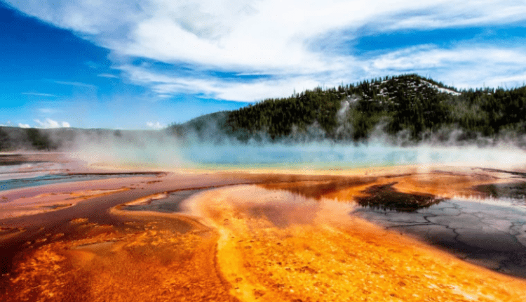 Επιστήμονες αναγνώρισαν τη χημική ένωση από την οποία μπορεί να προήλθε η ζωή στη Γη