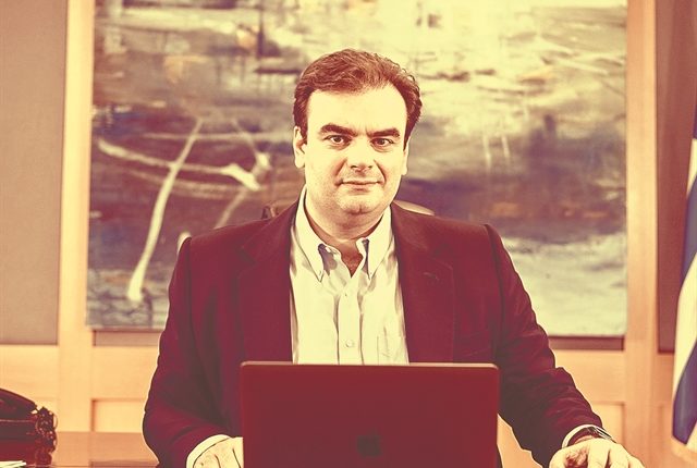 Κυριάκος Πιερρακάκης: «Επόμενος στόχος να ψηφιοποιηθεί το 90% των υπηρεσιών»