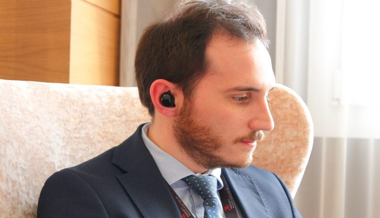 Μεταφράστε 37+ γλώσσες με αυτά τα ακουστικά 110 $