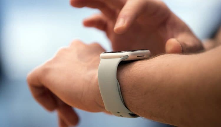 Η εμπορική μυστική μάχη της Apple με την Masimo για την τεχνολογία παλμικής οξυμετρίας τελειώνει με κακοδικία