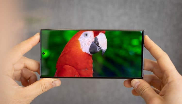 Get Samsung's top Galaxy S23 Ultra Mother's Day deal while on for a free 512GB upgrade!