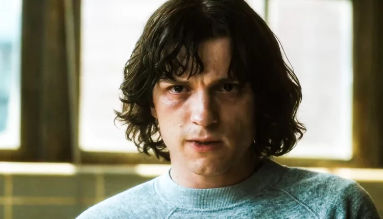 The Crowded Room: Γνωρίστε τη νέα σειρά του Apple TV+ με έναν διαφορετικό Tom Holland (ΒΙΝΤΕΟ)