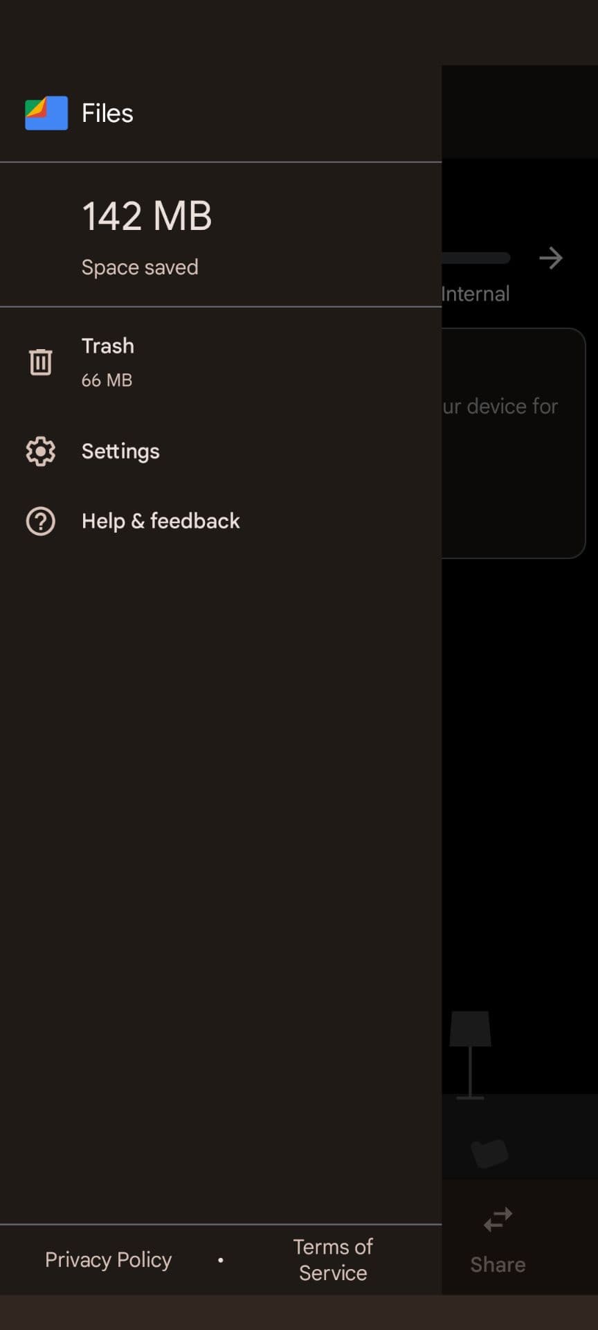   Το μενού χάμπουργκερ στην επάνω αριστερή γωνία της εφαρμογής Files by Google σε ένα τηλέφωνο Android