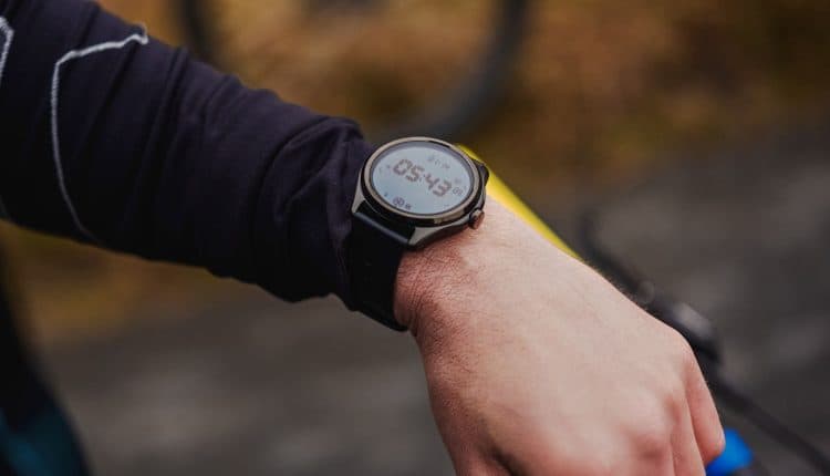 mobvoi-ticwatch-pro-5-lifestyle-bike