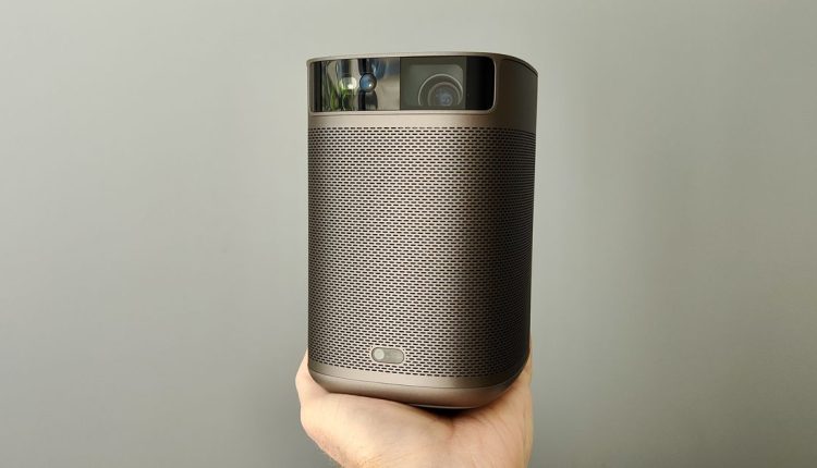 Ανασκόπηση προβολέα Android TV Xgimi MoGo 2 Pro: αυτόματη ψυχαγωγία
