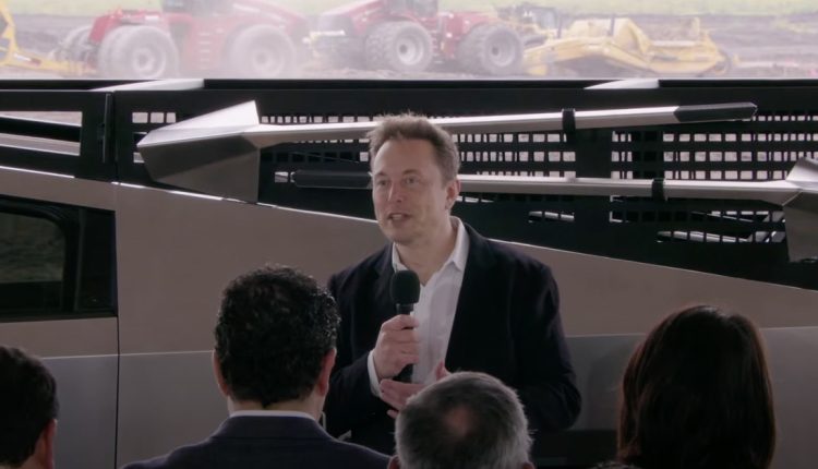 Μην αφήνετε τη νέα βάση εργαλείων της Tesla Cybertruck να αποσπά την προσοχή από τον υπερμεγέθη υαλοκαθαριστήρα του παρμπρίζ της
