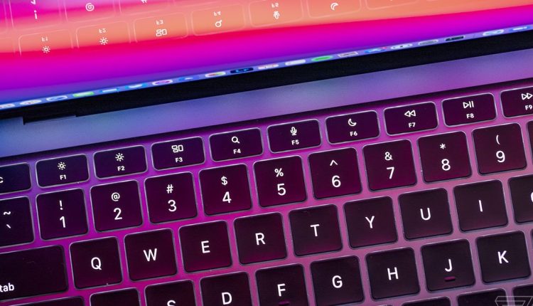 Ο διακανονισμός πληκτρολογίου πεταλούδας 50 εκατομμυρίων δολαρίων της Apple εγκρίθηκε τελικά