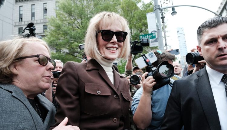 Οι αναρτήσεις κοινωνικής αλήθειας του Τραμπ του κόστισαν 3 εκατομμύρια δολάρια στη δίκη E Jean Carroll