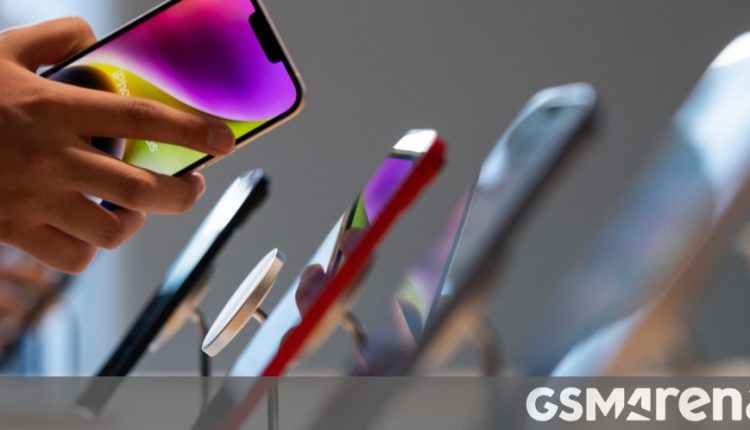 Τα iPhone με iOS 17 μπορούν να χρησιμοποιηθούν ως έξυπνες οθόνες όταν είναι κλειδωμένα