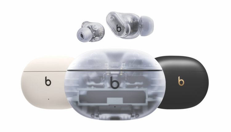 Τα ισχυρά Beats Studio Buds+ γίνονται επίσημα ως τα πρώτα διαφανή ακουστικά της Apple