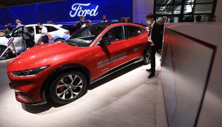 Τα κέρδη του Ford Q1 ανακάμπτουν καθώς οι πωλήσεις φορτηγών και στόλων αυξάνουν τα κέρδη