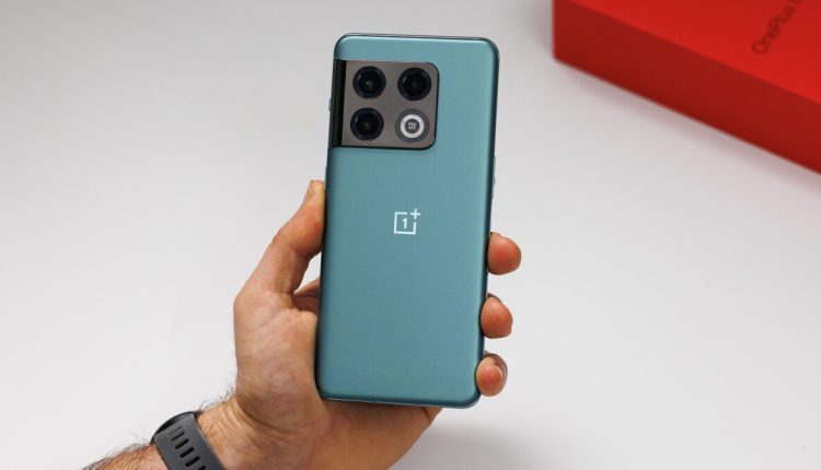 Το απίστευτα γρήγορο OnePlus 10 Pro πωλείται στις υψηλότερες εκπτώσεις του μέχρι σήμερα
