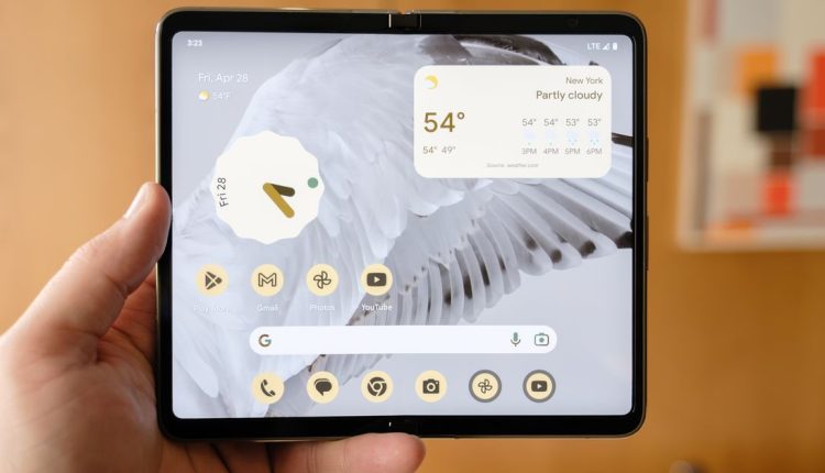 Το καυτό αναδιπλούμενο καλοκαίρι είναι εδώ και υπάρχουν καλοί λόγοι για να ενθουσιαστείτε

