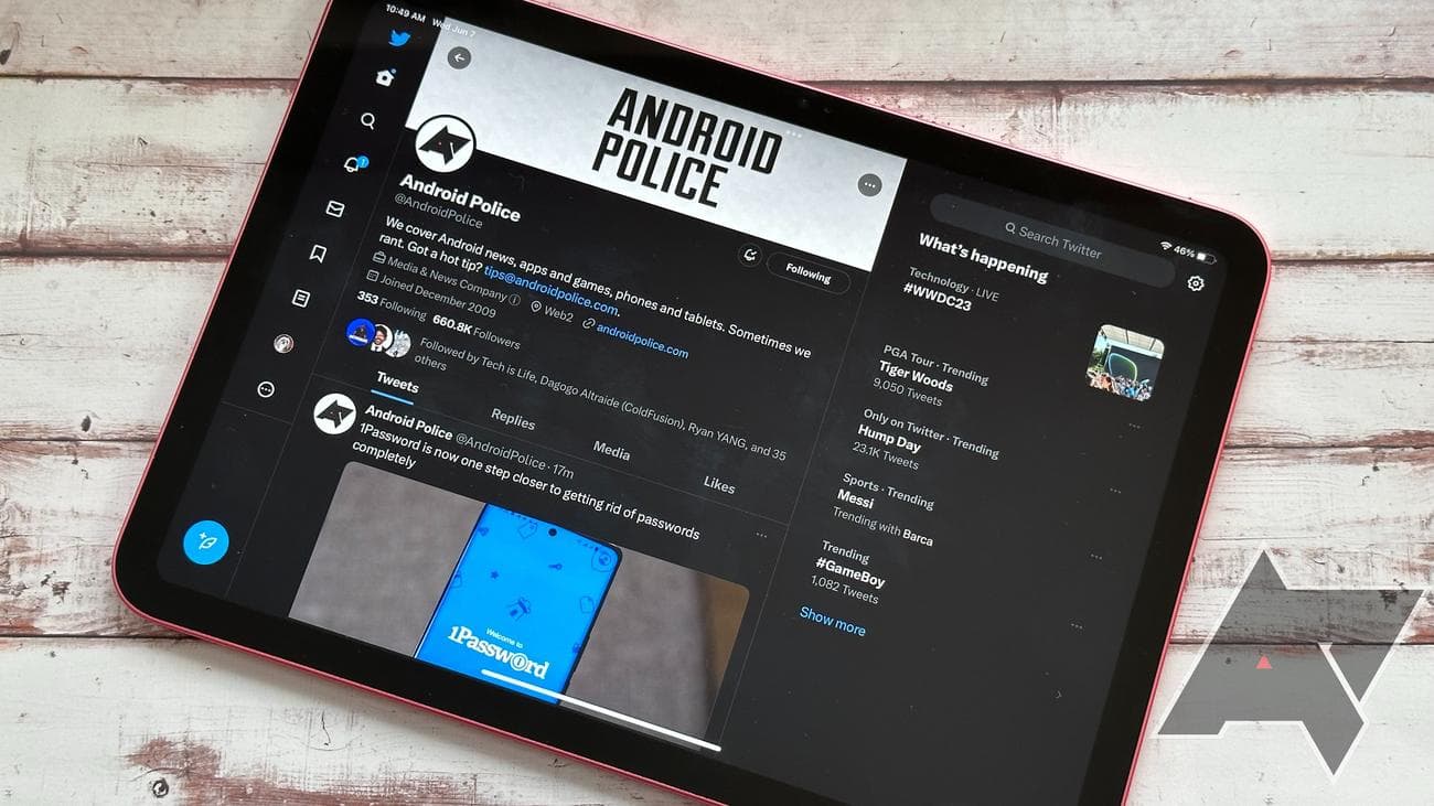 iPad running Twitter