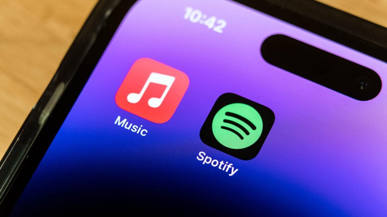 Apple Music vs. Spotify: Which is Better?