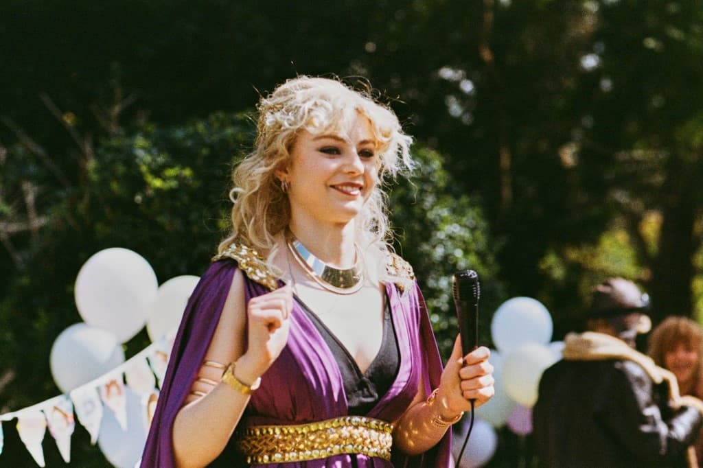 COSMOTE TV Totally Completely Fine