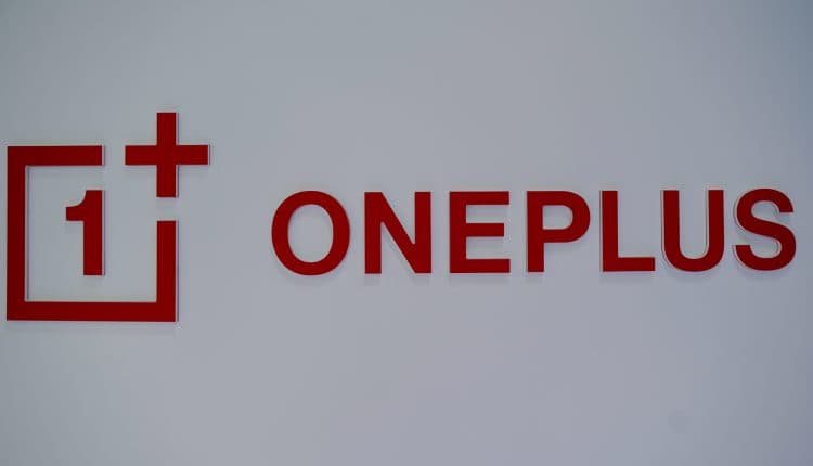OnePlus logo straight on white MWC 2022