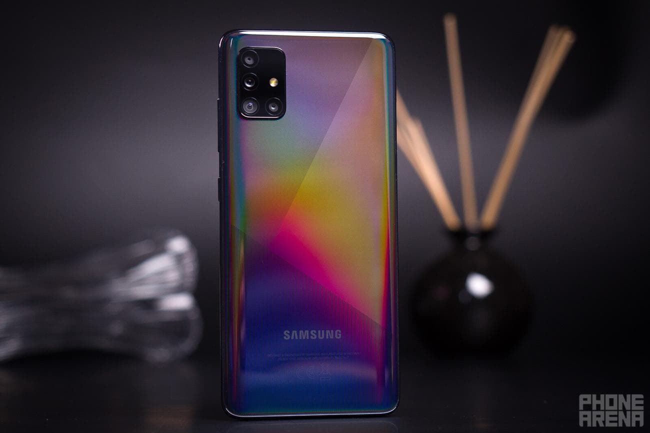 Πίστωση εικόνας - PhoneArena - Δεν θα έχει κάθε τηλέφωνο Galaxy την τύχη να αποκτήσει One UI 6 και Android 14. Είναι το δικό σας στη λίστα;