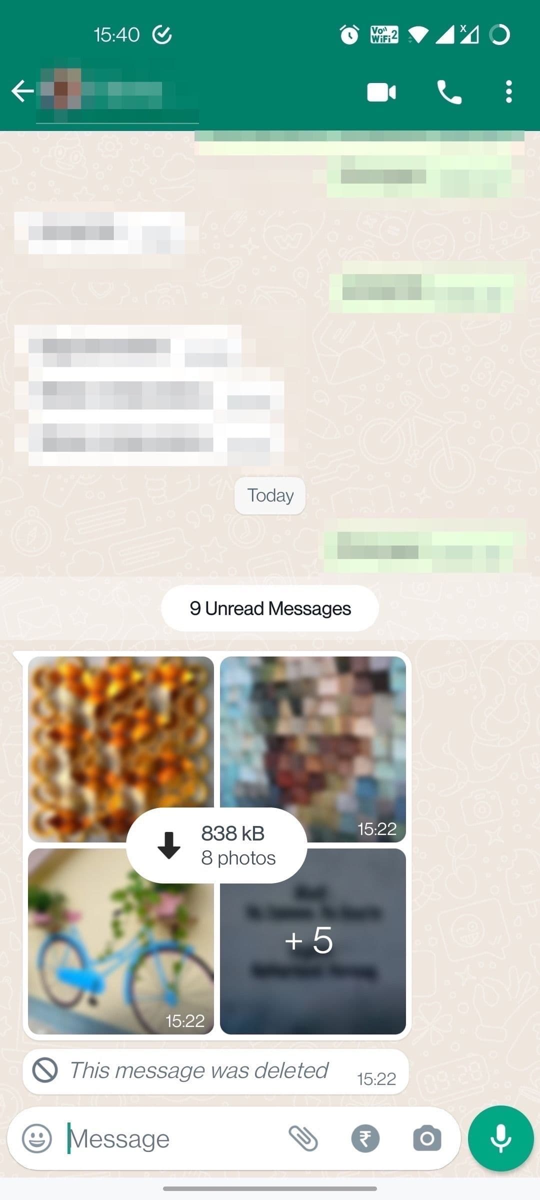 Συνομιλία WhatsApp που εμφανίζει μη κατεβάσει πολυμέσα