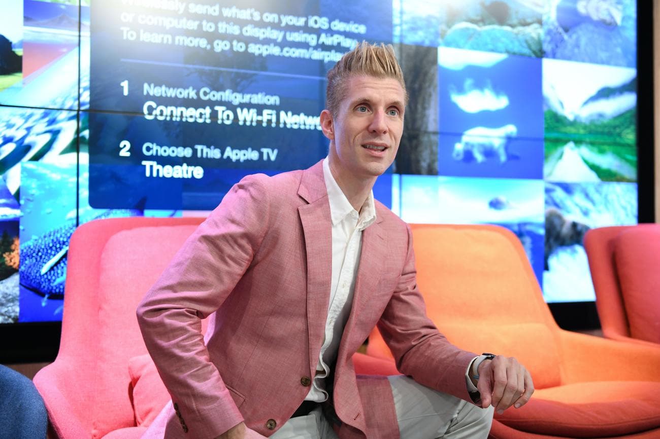 Ο Lorenzo Thione είναι διευθύνων σύμβουλος της Gaingels, όπου επιβλέπει τις επενδύσεις στη βιωσιμότητα και την τεχνητή νοημοσύνη.