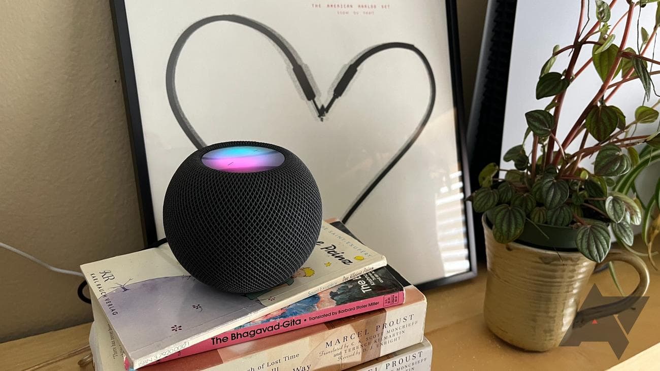 HomePod Mini αναμμένο