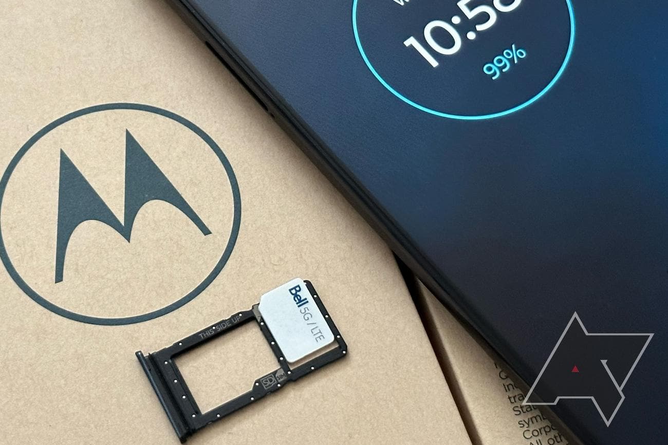 Moto-G-Stylus-5G-SIM-and-micro-SD-card-tray