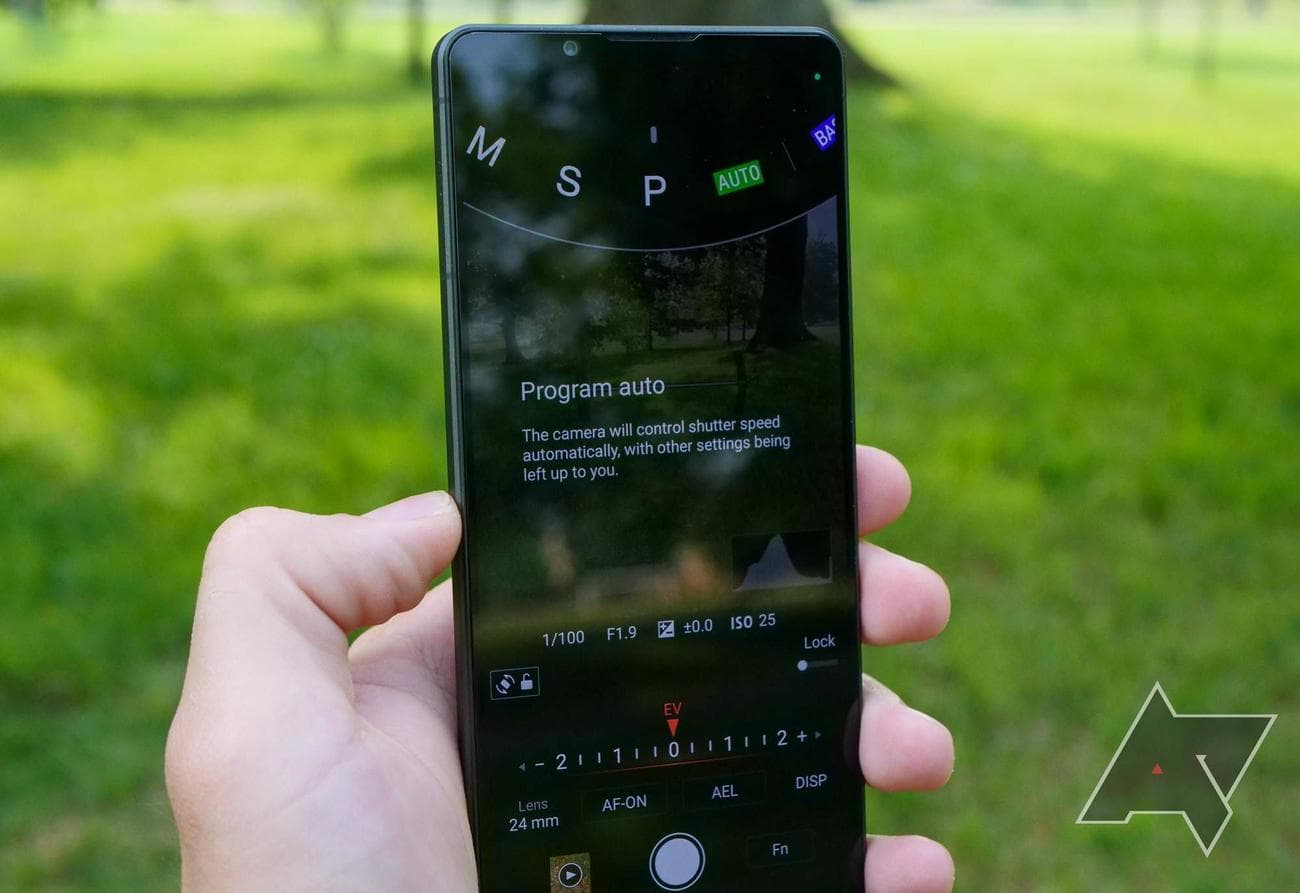 sony-xperia-1-v-review-wmfixed-10