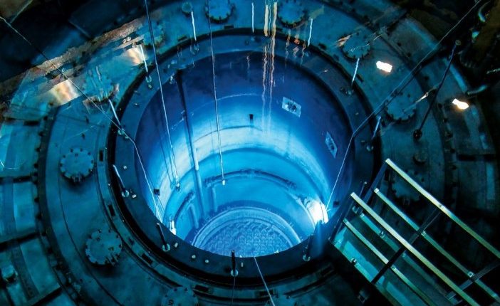 Αντιδράσεις για αντιδραστήρα του Μπιλ Γκέιτς που θα χρησιμοποιεί ουράνιο για βόμβες