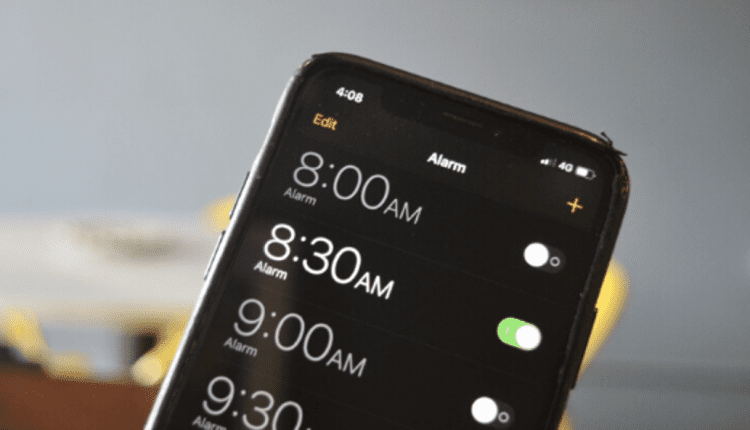 Alarm-iPhone-Smartphonegreece