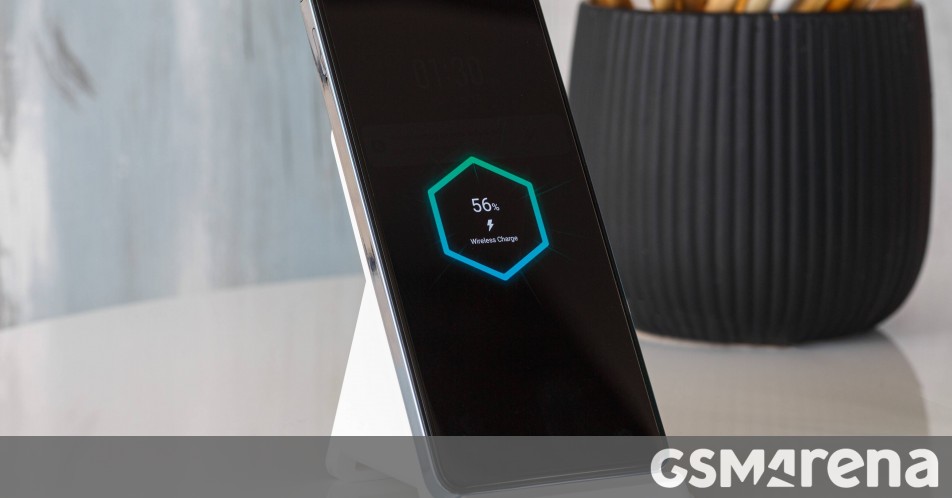 Δοκιμή φόρτισης Infinix Note 30 VIP - η ταχύτερη ασύρματη φόρτιση στην κατηγορία του
