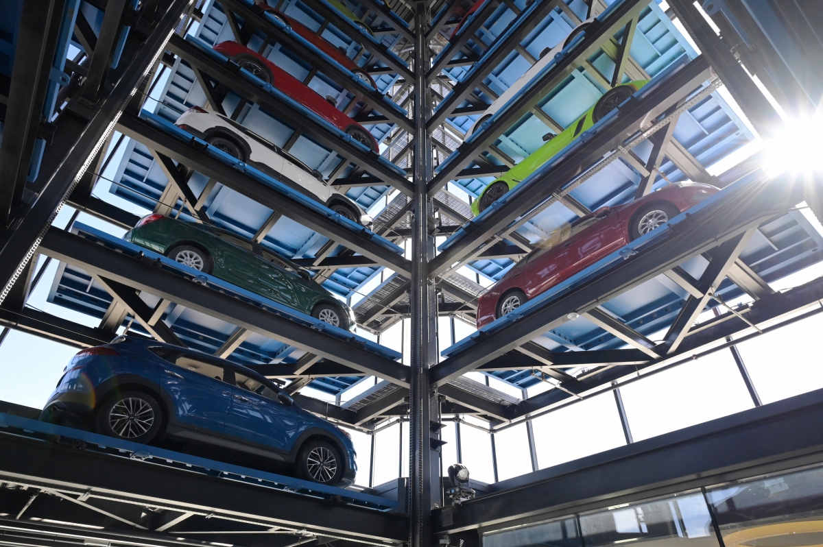 Η Carvana συντρίβεται ξανά στη γη
