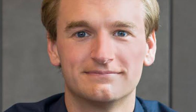 Η άποψη του Benchmark για τον αγώνα AI: συνομιλία με τον Miles Grimshaw