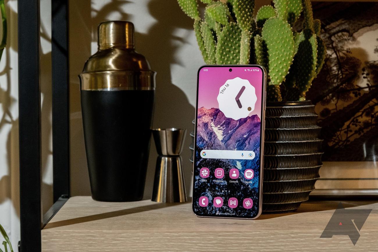 , To fold or not to fold, TechWar.gr