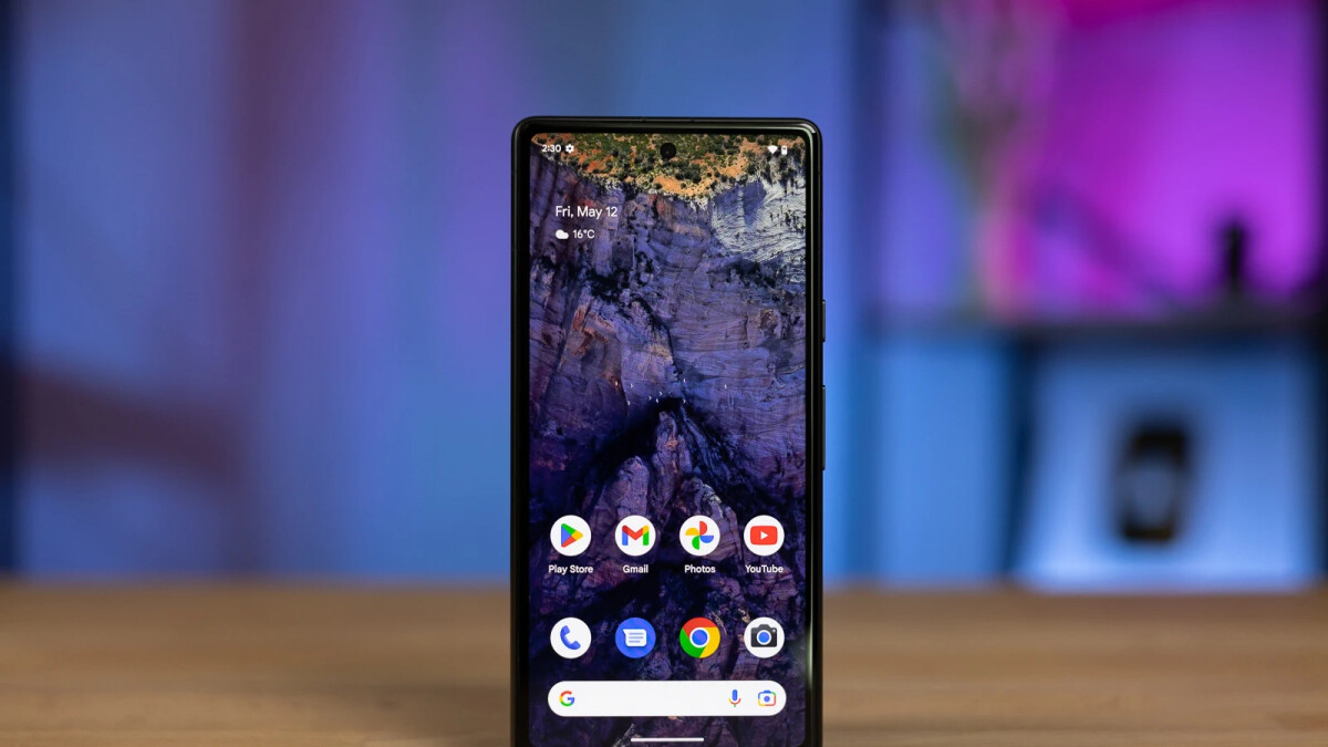 Pixel 7a's screen doesn't like the sun