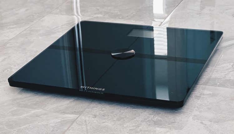 Μια συνδεδεμένη κλίμακα για τις μάζες
