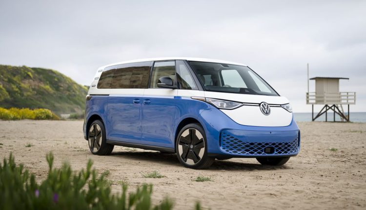 Το VW ID Buzz κάνει το ντεμπούτο του ηλεκτρικού Microbus τριών σειρών για τις ΗΠΑ με περισσότερη ισχύ και χώρο
