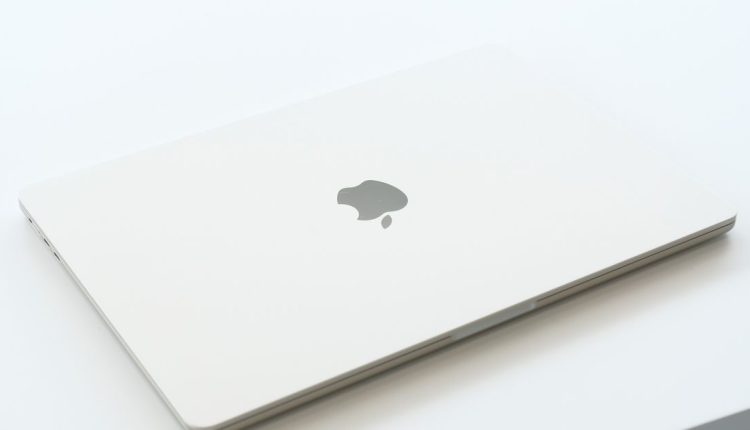 Το νέο MacBook Air σημαίνει ότι ήρθε η ώρα να δώσετε προσοχή στους φορητούς υπολογιστές 15 ιντσών
