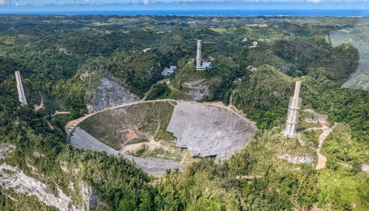 Το ναυαγισμένο Παρατηρητήριο Arecibo ενδέχεται να υποστεί αναστάτωση
