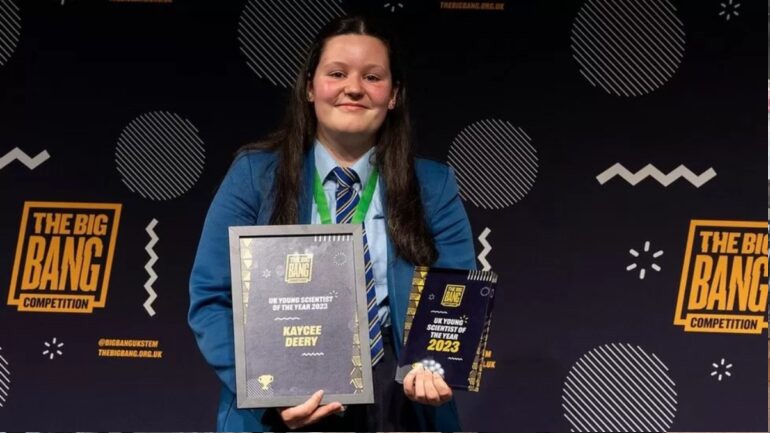 Βρετανία: 15χρονη ανακηρύχθηκε «Νεαρή Επιστήμονας της Χρονιάς»