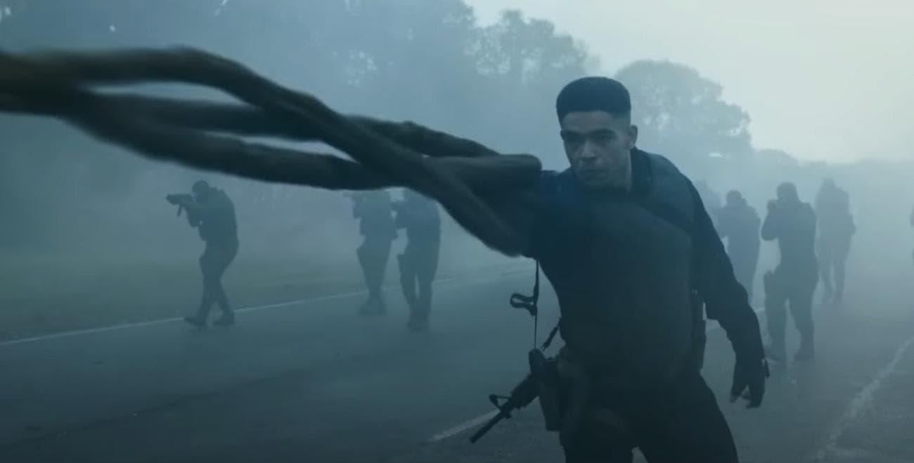 Ο Gravik (Kingsley Ben-Adir) έχει δυνάμεις σαν Groot.