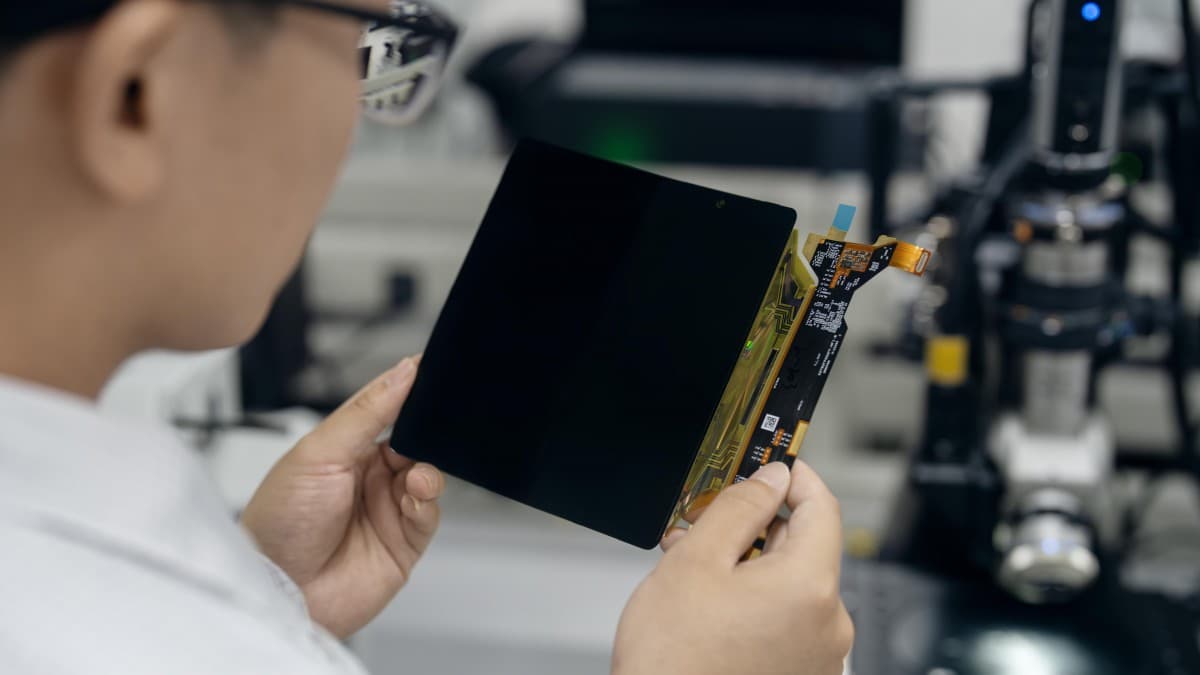 Η Honor μοιράζεται την ιστορία σχεδιασμού του Magic V2 καθώς ανοίγουν οι πωλήσεις στην Κίνα