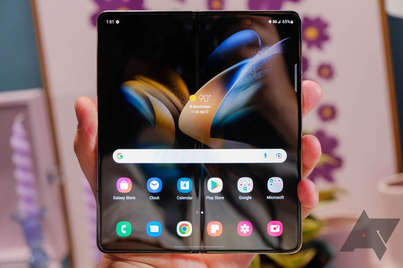Best Samsung Galaxy Z Fold 4 accessories in 2023